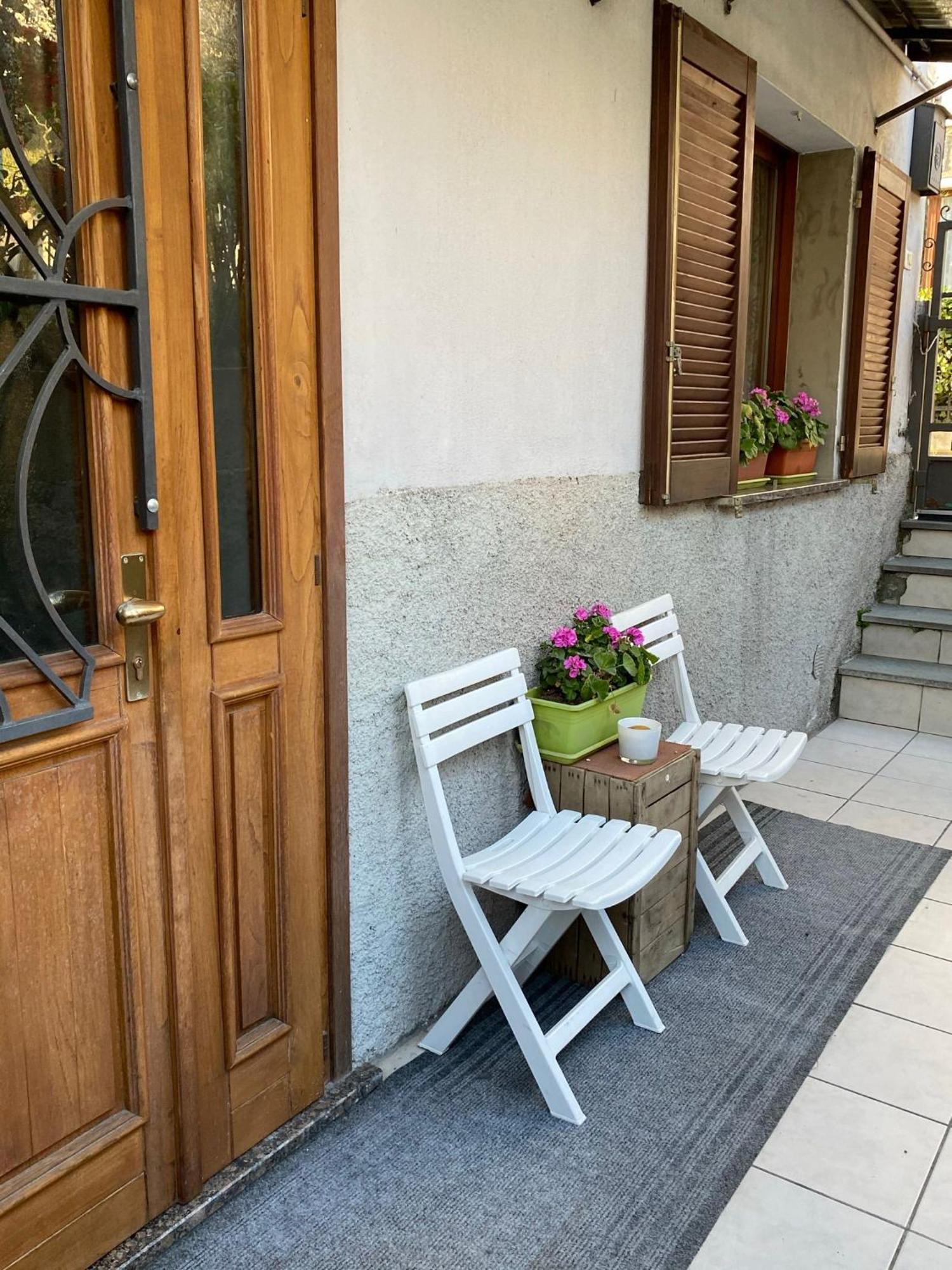 Typical Apartment In Valtellina Sondrio Exteriör bild