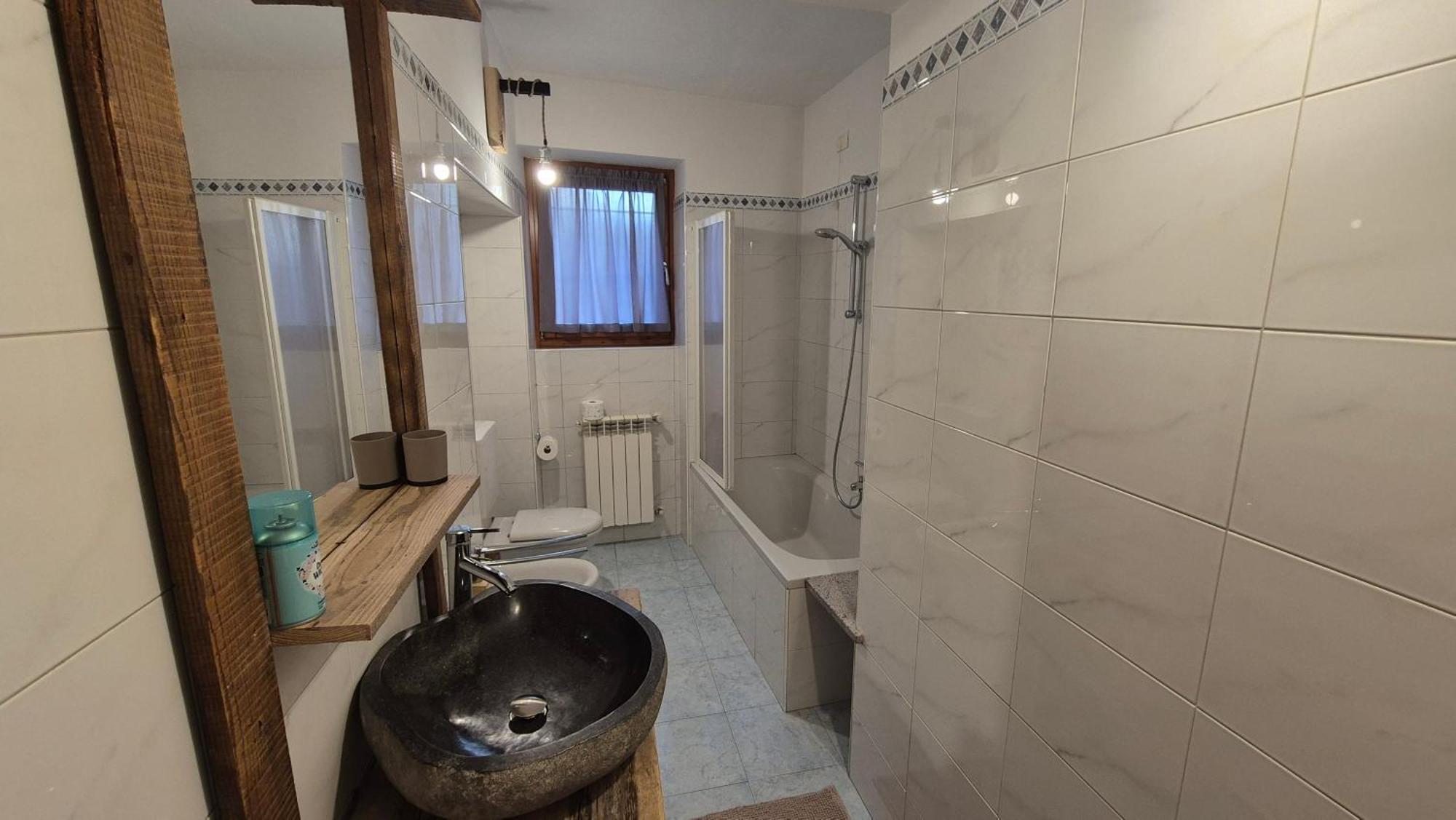 Typical Apartment In Valtellina Sondrio Exteriör bild